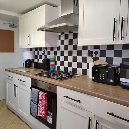 Granville 5Br Townhouse - Ideal For Groups, Families Or Contractors By Suitely Cheltenham Exterior foto